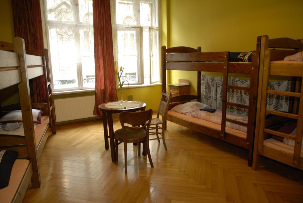 Hostel, Gościnne Mleczarnia - Ozonowane Hostel
