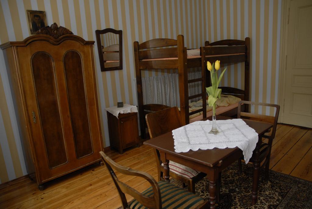 Hostel, Gościnne Mleczarnia - Ozonowane Hostel *